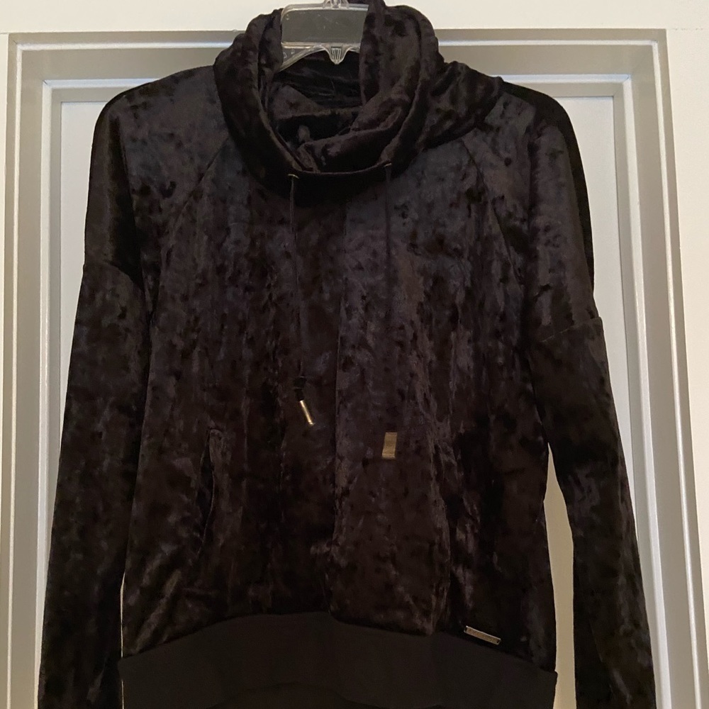 Betsy Johnson Velour Black Top Cowl Neck Size S Goth Activewear Athleisure - Picture 4 of 5